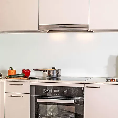 Laurin-2 By Interhome * زيرمات