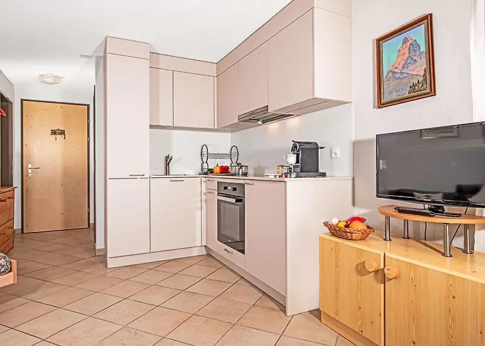 Laurin-2 By Interhome شقة *