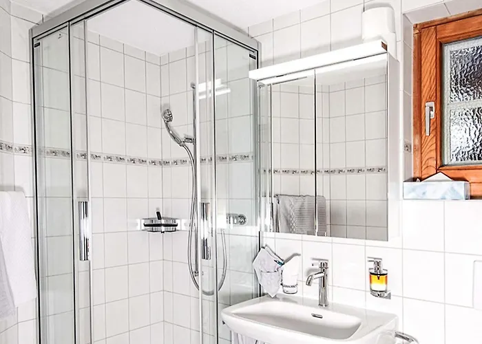 Laurin-2 By Interhome شقة